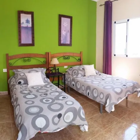 Дом отдыха Casa Mari Playa De Mogan *