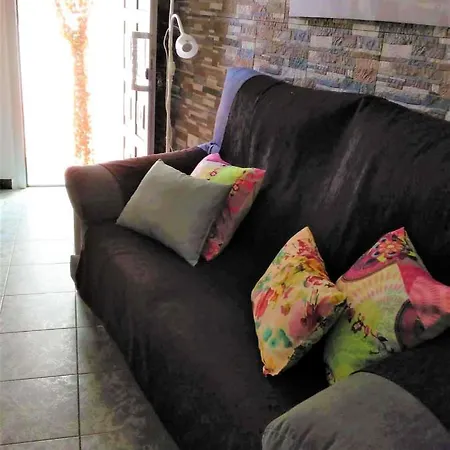 Дом отдыха Casa Mari Playa De Mogan *