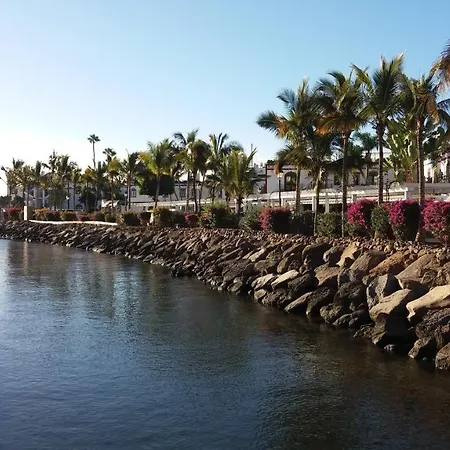 Дом отдыха Casa Mari Playa De Mogan Пуэрто-де-Моган